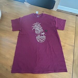NWT RSQ Burgundy Graphic Men's Tee
